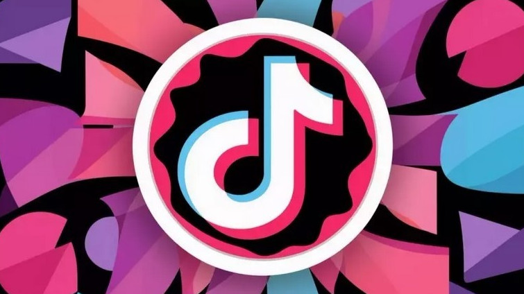 Тръмп върна на американците TikTok - приложението отново работи в САЩ