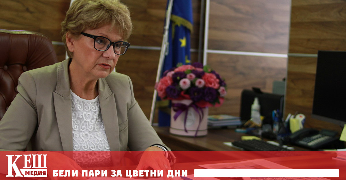 Министър Комитова: През 2022 г. ще има много повече работа за българските строители