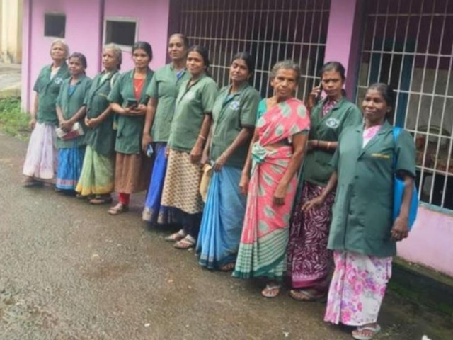 Индийски работнички в чистотата удариха джакпота от местната лотария